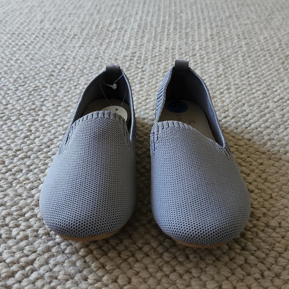 Danskin Blue Flats size 6.5 NWT - Picture 2 of 5